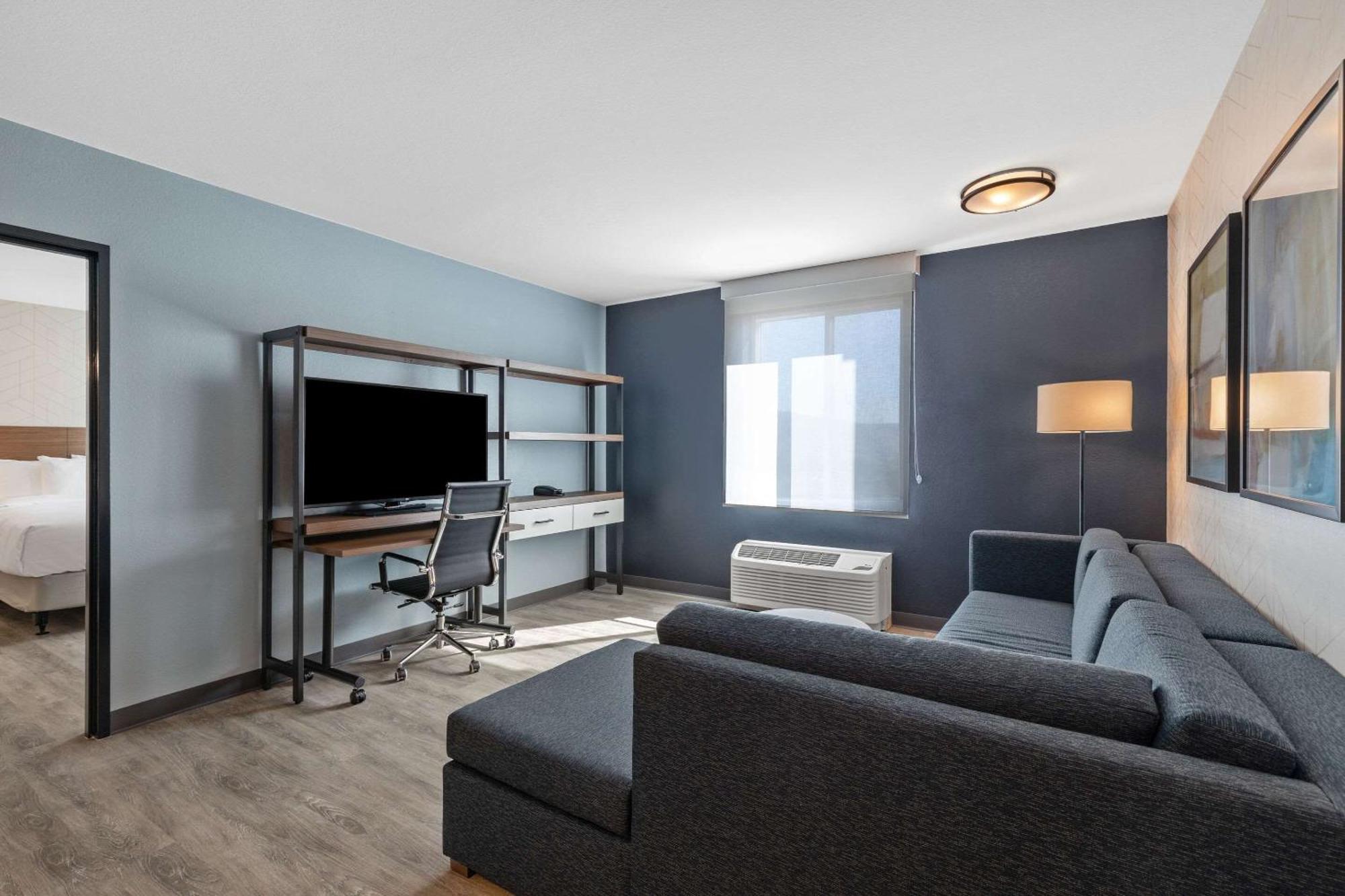 Everhome Hotel 2*