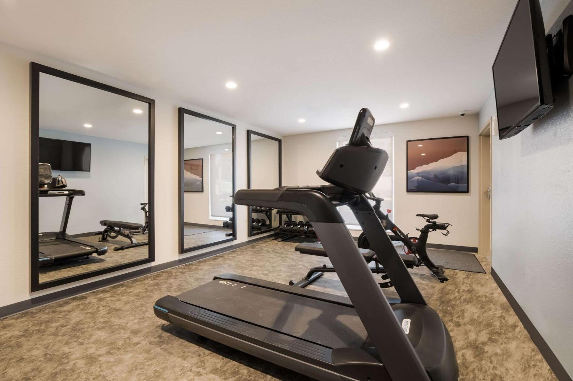 Everhome Hotel Corona