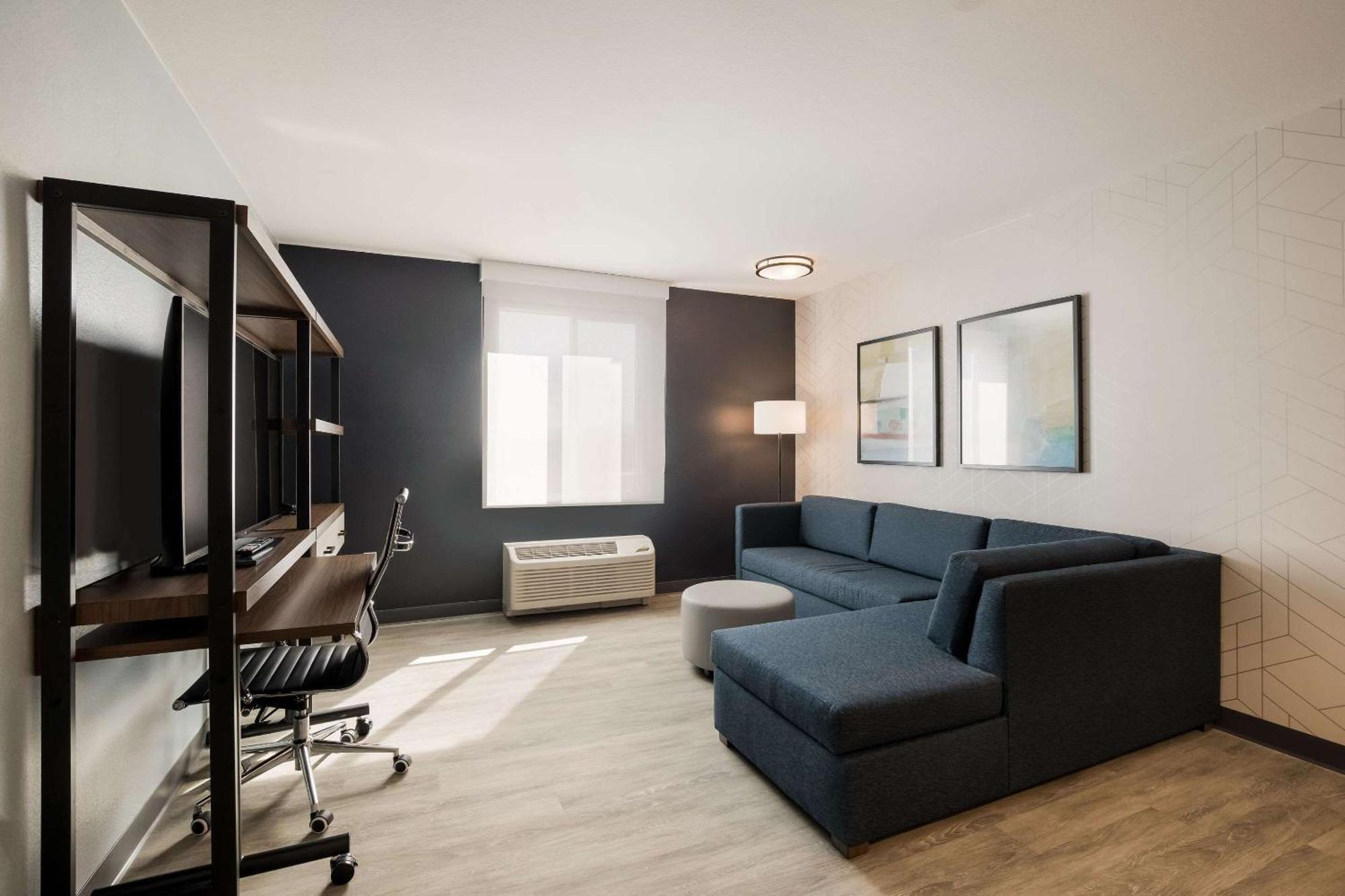 Everhome Hotel