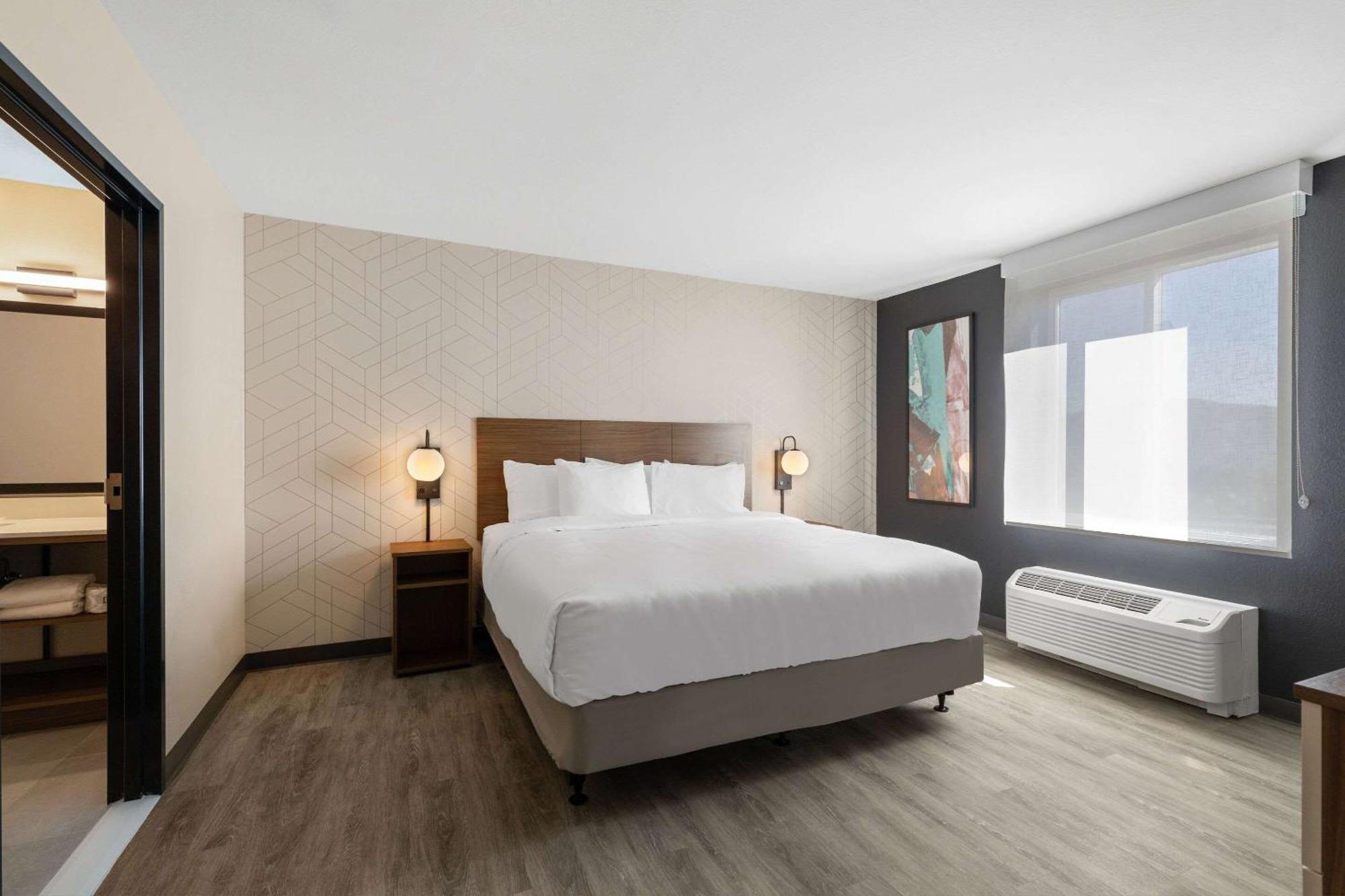 Hotel Everhome 2*